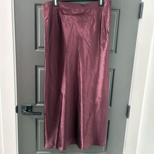 Vince Burgundy Satin Feel Maxi Skirt, never worn, size L